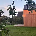 Leone Villa
